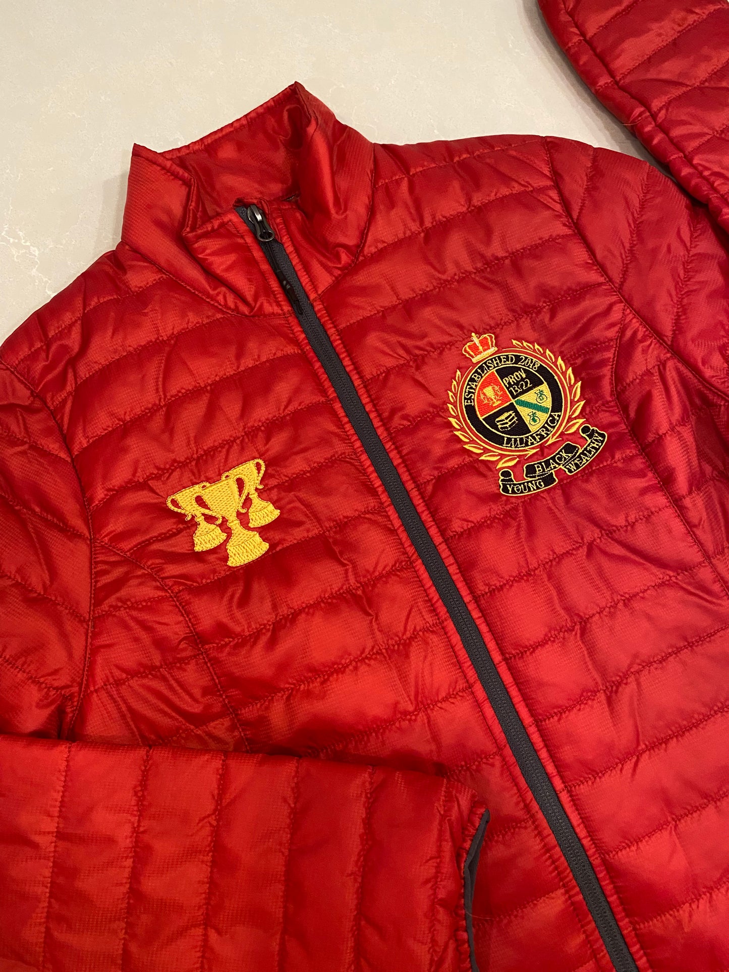 Wealthy Crest Bubble Jacket Female